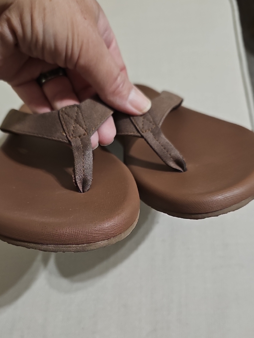 Flojos Flip Flop Sandals - Picture 7 of 9